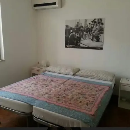 Apartment Rocce Rosse 1 *